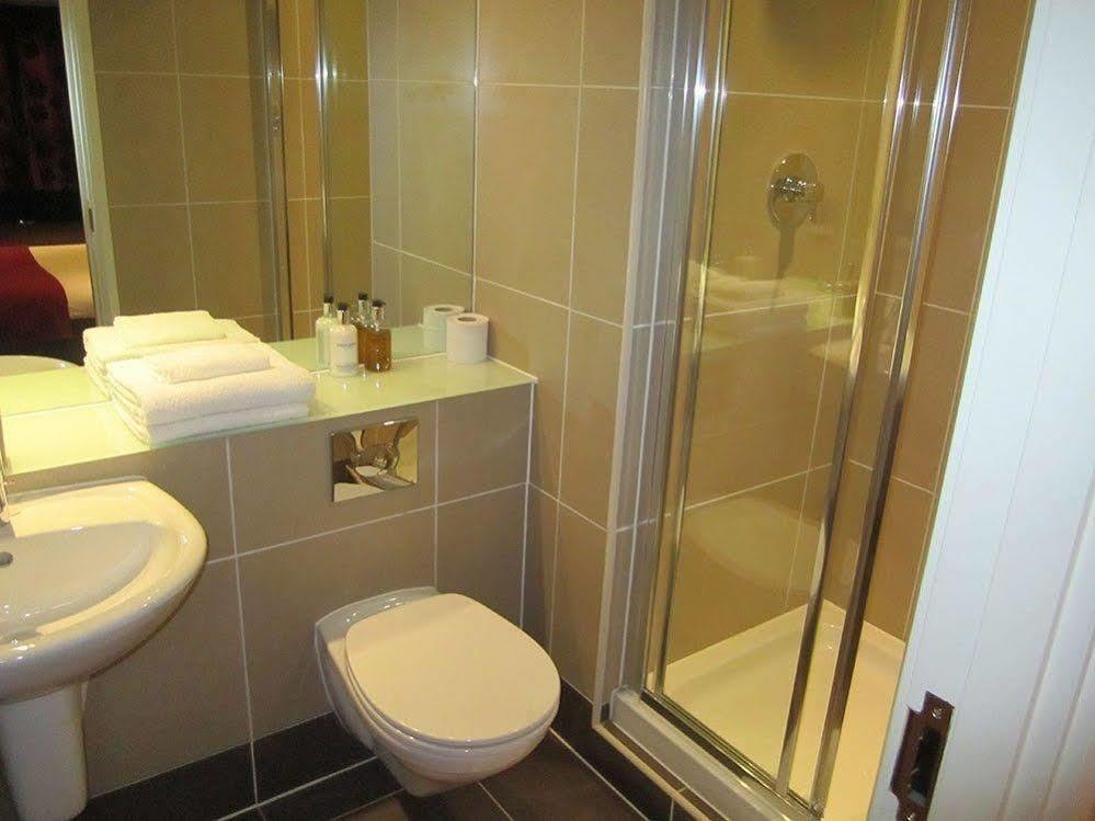 Woodlock Apartments Лідс Екстер'єр фото